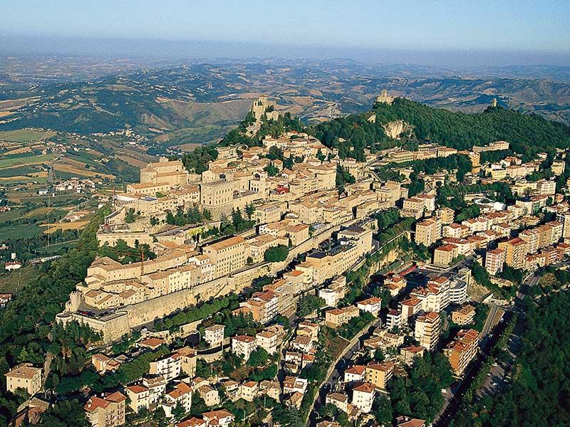 Saint Marin, une enclave italienne à la recherche de liberté